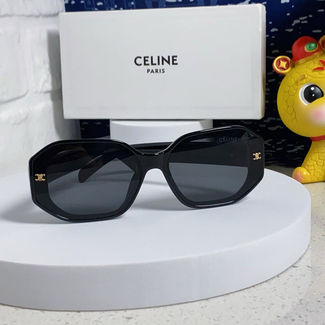 TRIOMPHE SQUARE SUNGLASS 566744 IN BLACK ACETATE