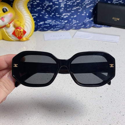 TRIOMPHE SQUARE SUNGLASS 566744 IN BLACK ACETATE