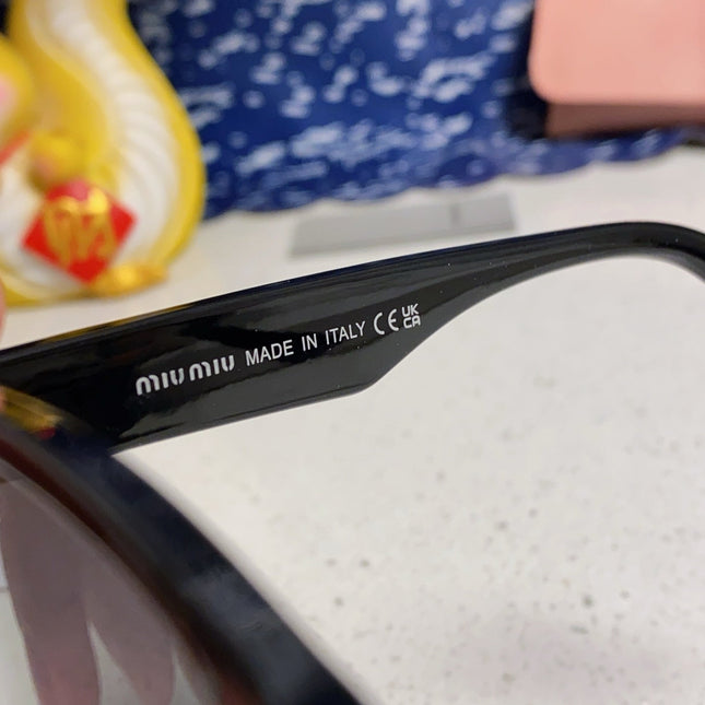 RUNWAY SUNGLASSES 567505 IN BLACK ACETATE BLACK LENSES