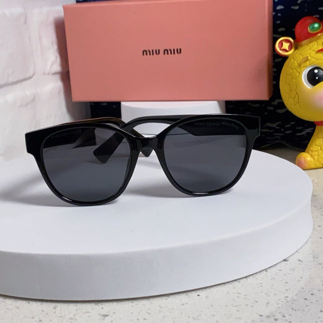 RUNWAY SUNGLASSES 567505 IN BLACK ACETATE BLACK LENSES