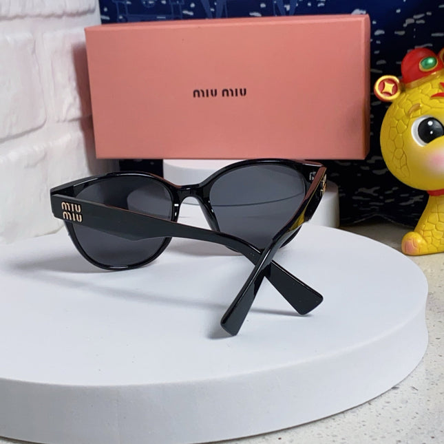 RUNWAY SUNGLASSES 567505 IN BLACK ACETATE BLACK LENSES