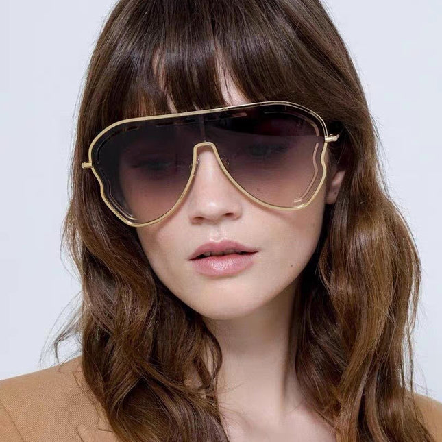 RUNWAY SUNGLASSES 571639 IN GOLD METAL GREY SMOKE LENSES