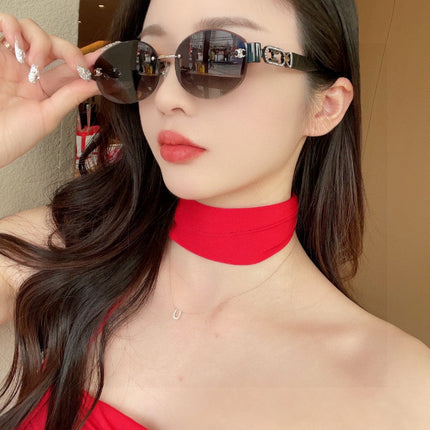 TRIOMPHE SUNGLASSES 573247 IN METAL GRADIENT SMOKE LENSES