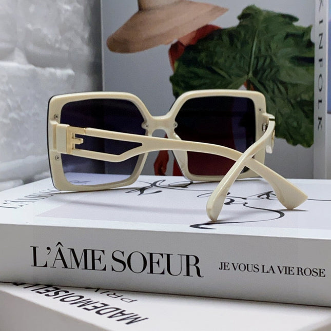 FF DIAMONDS SQUARE FRAME SUNGLASSES 575802 IN ACETATE