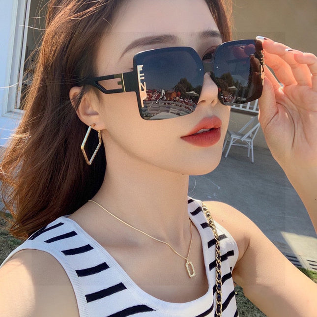 FF DIAMONDS SQUARE FRAME SUNGLASSES 575802 IN ACETATE