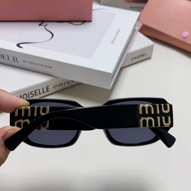 GLIMPSE SUNGLASSES 576821 IN BLACK ACETATE