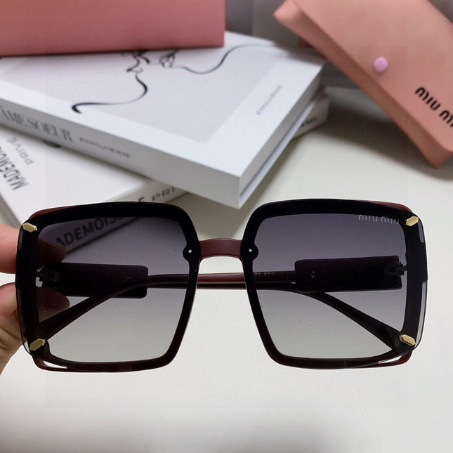 RUNWAY SQUARE SUNGLASSES 576823 IN ACETATE