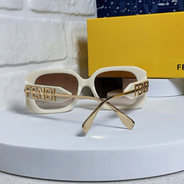 OVERSIZES FF DIAMONDS SQUARE SUNGLASSES 551639 IN ACETATE