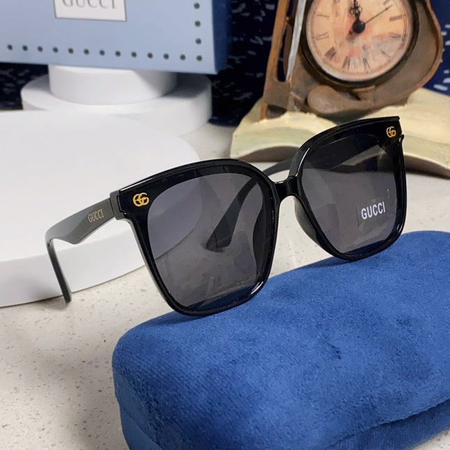 SQUARE FRAME SUNGLASSES 575854 IN BLACK ACETATE