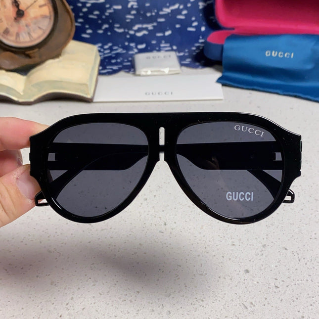 AVIATOR FRAME SUNGLASSES 575853 IN BLACK ACETATE