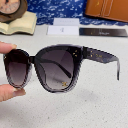 SQUARE SUNGLASS 575843 IN BLACK ACETATE GRADIENT SMOKE LENSES