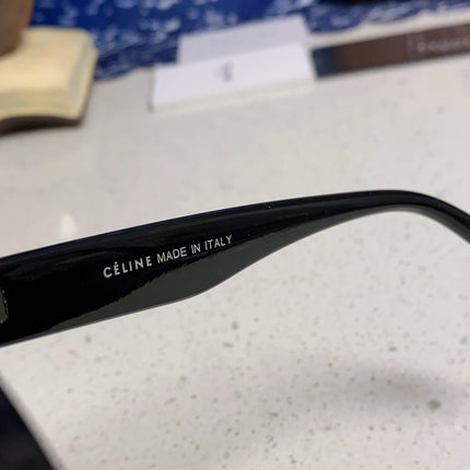 SQUARE SUNGLASS 575845 IN BLACK ACETATE BLACK LENSES