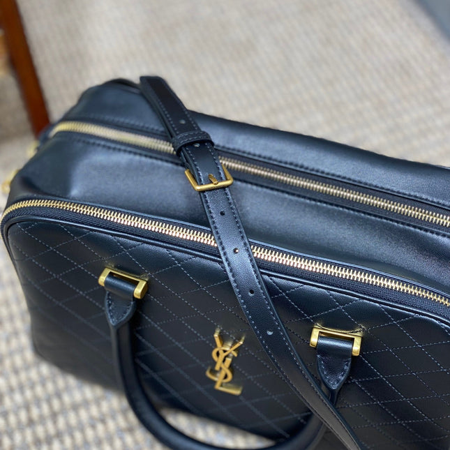 SMALL TRAVEL BAG 31 IN BLACK QUILTED LAMBSKIN GOLD HARDWARE