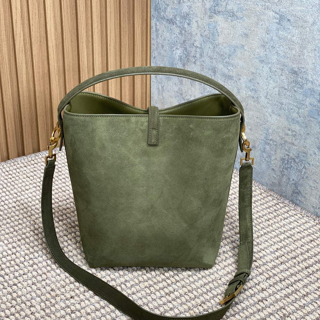 LE 37 SMALL BUCKET BAG 25 IN HUNTER GREEN SUEDE GOLD HARDWARE