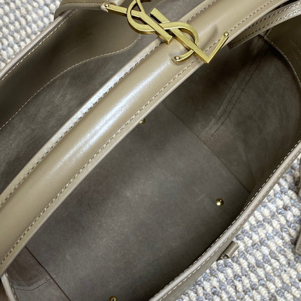 LE 37 MEDIUM BUCKET BAG 25 IN CEDAR BROWN CALFSKIN GOLD HARDWARE