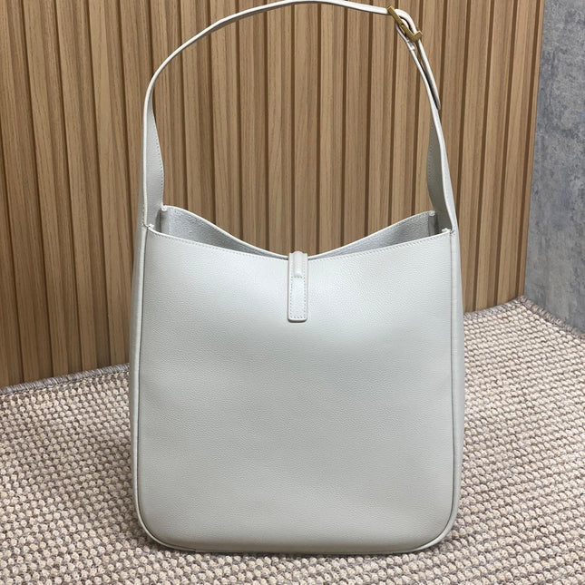 LE 5 À 7 LARGE SUPPLE BAG 31 IN WHITE CALFSKIN