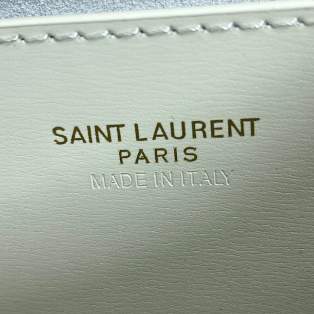 VOLTAIRE TOP HANDLE IN BOX 21 IN WHITE CALFSKIN GOLD HARDWARE