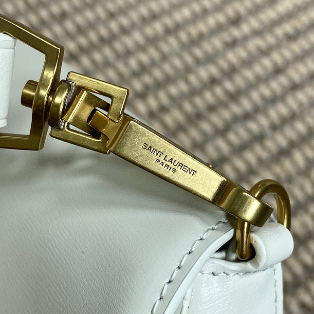 VOLTAIRE TOP HANDLE IN BOX 21 IN WHITE CALFSKIN GOLD HARDWARE