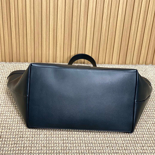Y TOTE BAG 39 IN BLACK CALFSKIN