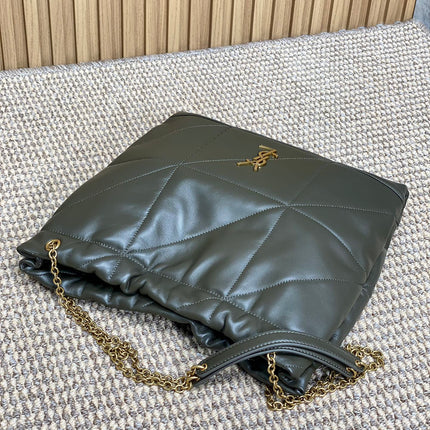 DRAWSTRING CHAIN STRAP SHOULDER BAG 39 IN DARK GREEN QUILTED CALFSKIN