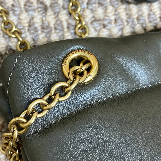 DRAWSTRING CHAIN STRAP SHOULDER BAG 39 IN DARK GREEN QUILTED CALFSKIN