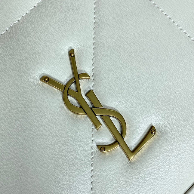 DRAWSTRING CHAIN STRAP SHOULDER BAG 39 IN WHITE QUILTED CALFSKIN