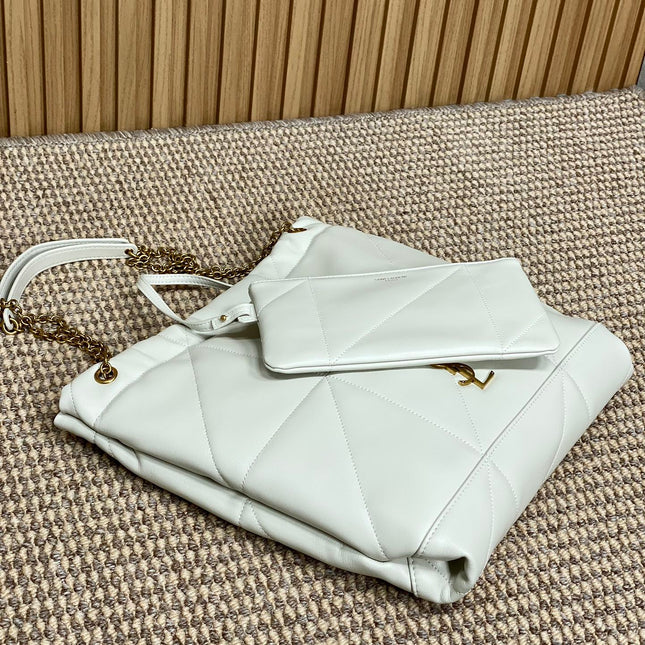 DRAWSTRING CHAIN STRAP SHOULDER BAG 39 IN WHITE QUILTED CALFSKIN