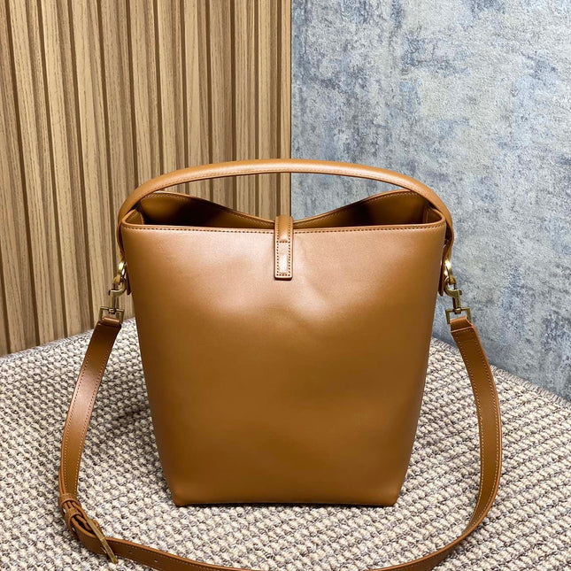 LE 37 MEDIUM BUCKET BAG 25 IN TORTILLA BROWN CALFSKIN GOLD HARDWARE