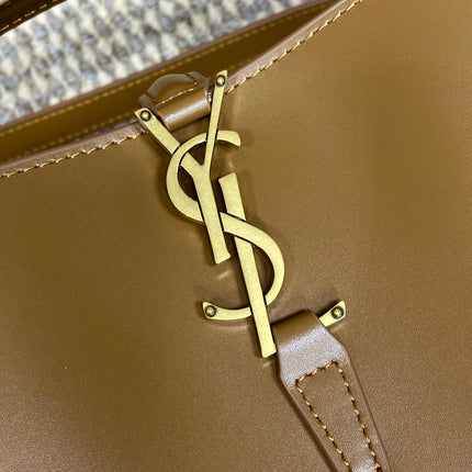 LE 37 SMALL BUCKET BAG 20 IN TORTILLA BROWN CALFSKIN GOLD HARDWARE