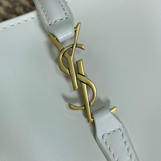 LE 37 MINI BUCKET BAG 15 IN WHITE CALFSKIN GOLD HARDWARE