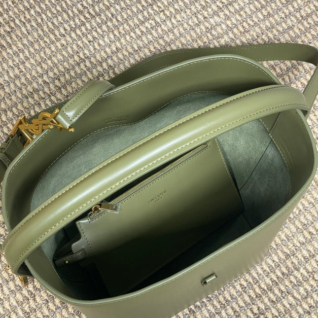 LE 37 MEDIUM BUCKET BAG 25 IN AVOCADO GREEN CALFSKIN GOLD HARDWARE