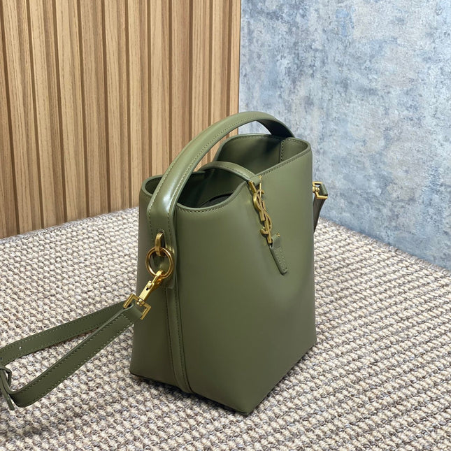 LE 37 SMALL BUCKET BAG 20 IN AVOCADO GREEN CALFSKIN GOLD HARDWARE