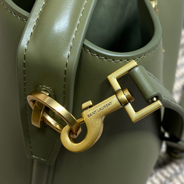 LE 37 SMALL BUCKET BAG 20 IN AVOCADO GREEN CALFSKIN GOLD HARDWARE