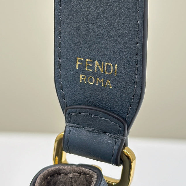 MON TRESOR 18 IN COLORFUL CANVAS WITH FF MOTIF EMBROIDERED