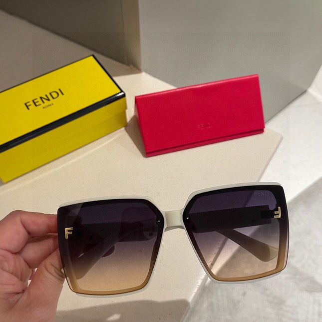 FIRST CRYSTAL SQUARE FRAME SUNGLASSES 2209 IN ACETATE