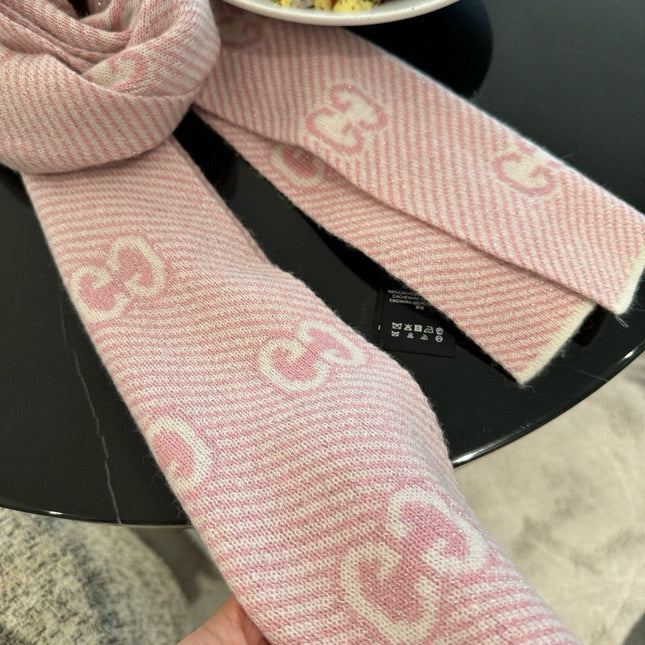 SCARF 180 CM IN LIGHT PINK WOOL 405524