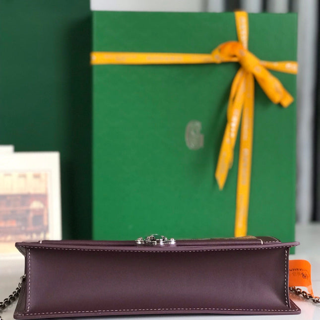 DUCHESSE MARIE-CAROLINE BAG 25 IN WINE RED GOYARDINE CANVAS AND SMOOTH CALFSKIN
