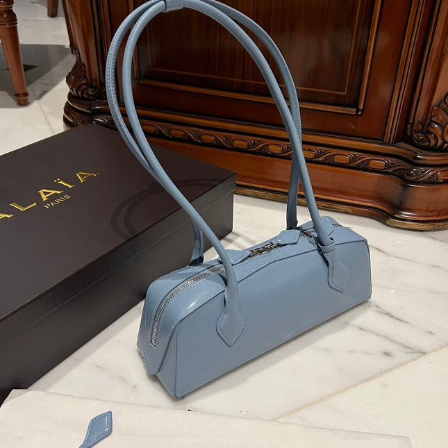 LE TECKEL MEDIUM BAG 33 IN AIR FORCE GOATSKIN