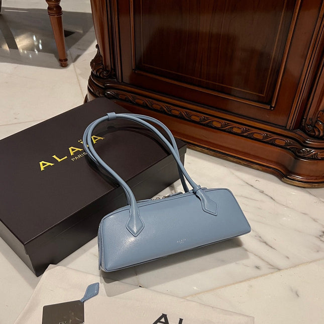 LE TECKEL MEDIUM BAG 33 IN AIR FORCE GOATSKIN