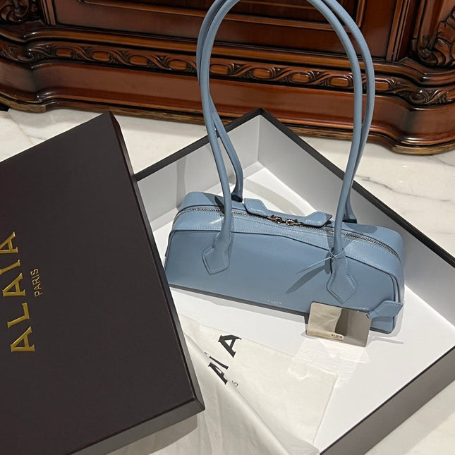 LE TECKEL MEDIUM BAG 33 IN AIR FORCE GOATSKIN