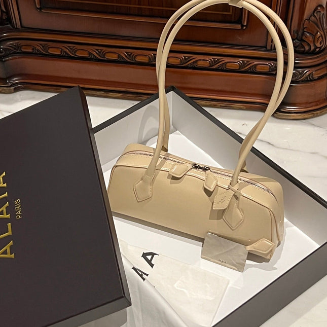 LE TECKEL MEDIUM BAG 33 IN EGG NOG GOATSKIN