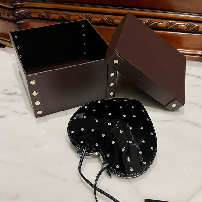 LE COEUR BAG 21 IN BLACK PATENT CALFSKIN ATTACHED STRASS