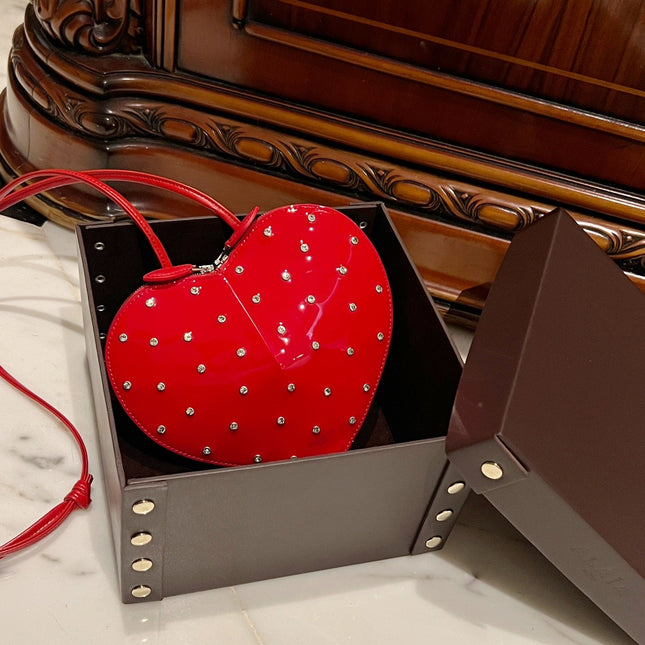 LE COEUR BAG 21 IN CANDY RED PATENT CALFSKIN ATTACHED STRASS