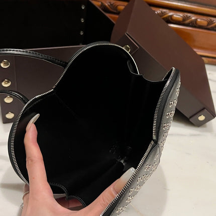 LE COEUR BAG 21 IN BLACK STUDDED CALFSKIN