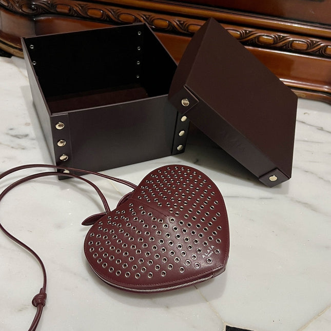 LE COEUR BAG 21 IN BURGUNDY RED STUDDED CALFSKIN
