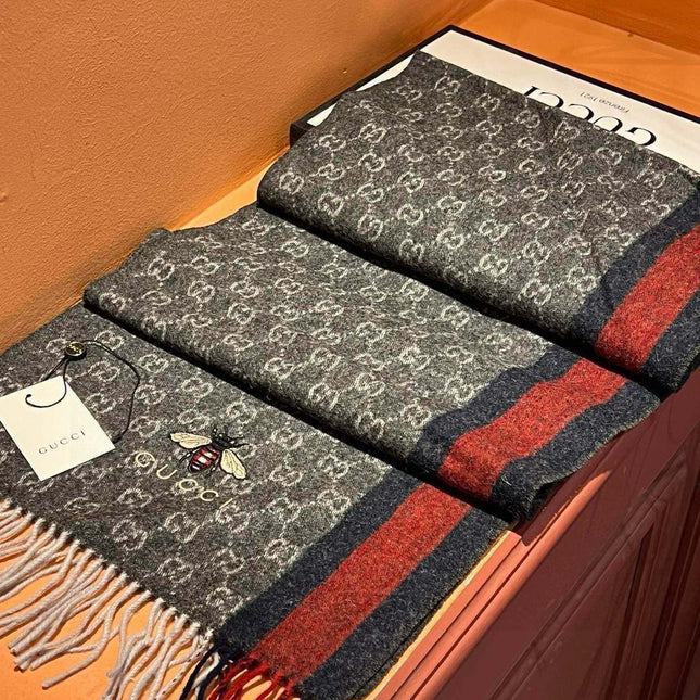 SCARF 180 CM IN BLACK CASHMERE WITH BEE PATTERN 396473