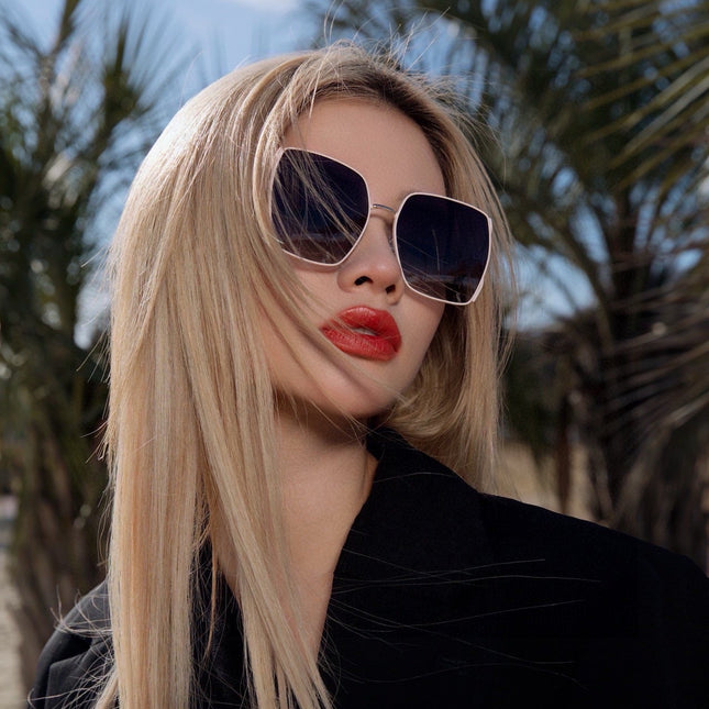 RUNWAY SQUARE SUNGLASSES M1321 IN ACETATE