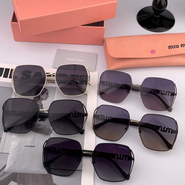 RUNWAY SQUARE SUNGLASSES M1321 IN ACETATE