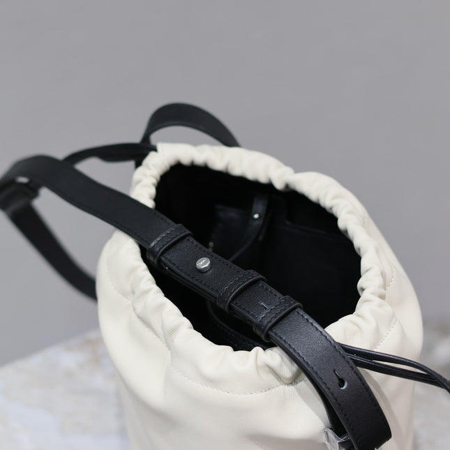 RIVE GAUCHE BUCKET BAG 23 IN WHITE CALFSKIN