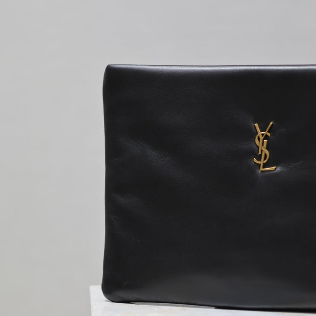 CALYPSO LARGE POUCH 30 IN BLACK SMOOTH LAMBSKIN